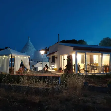 Holiday home Trullo Libellula