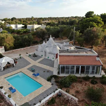 Holiday home Trullo Libellula *